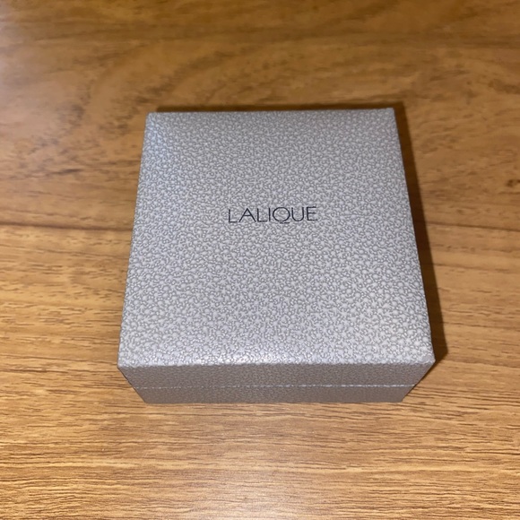 Lalique amber heart necklace - Picture 2 of 2